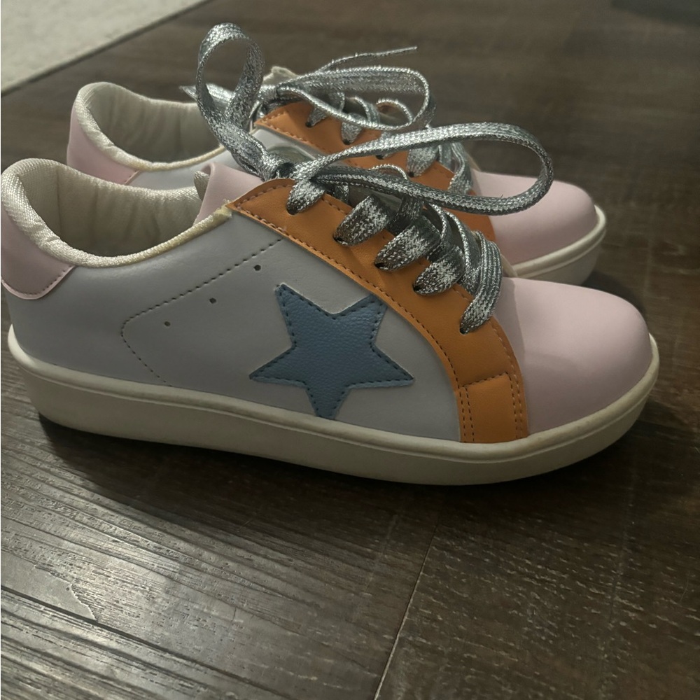 Sneakers with Star Design